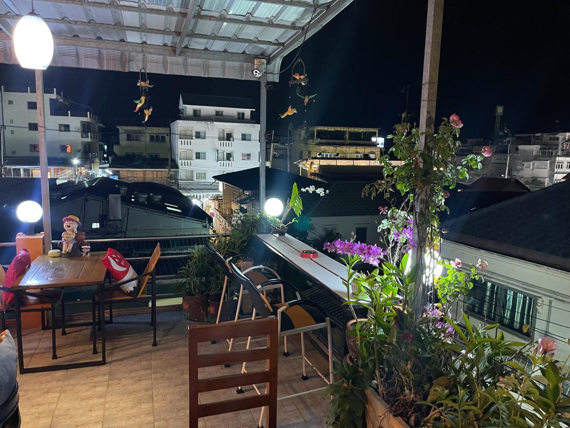 Jenny Hostel Huahin Extérieur photo