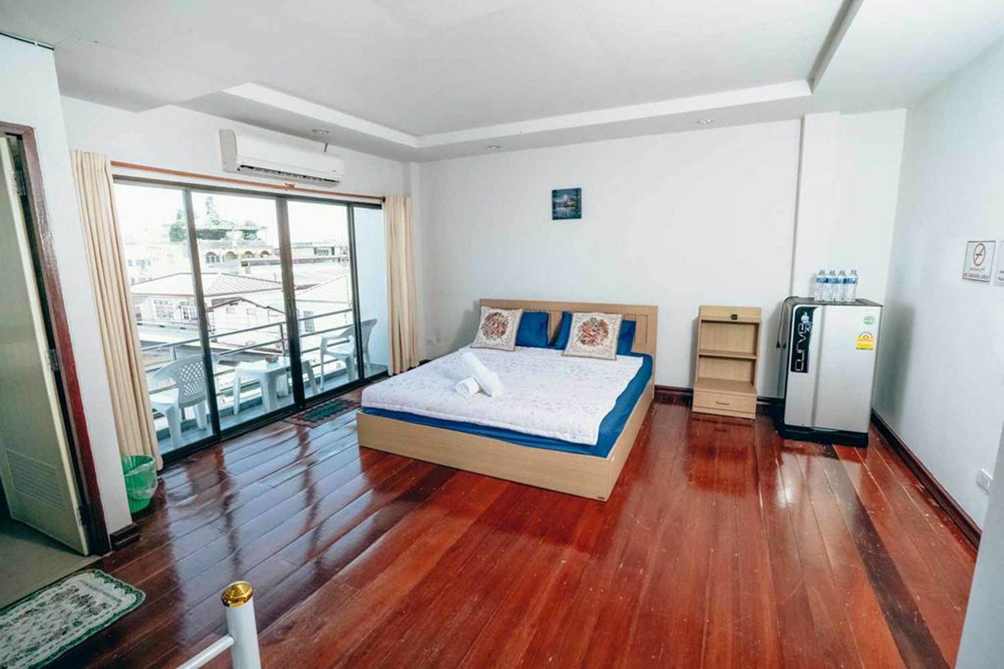 Jenny Hostel Huahin Extérieur photo